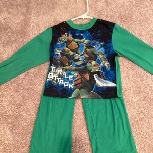 Ninja Turtles Pajamas size 6